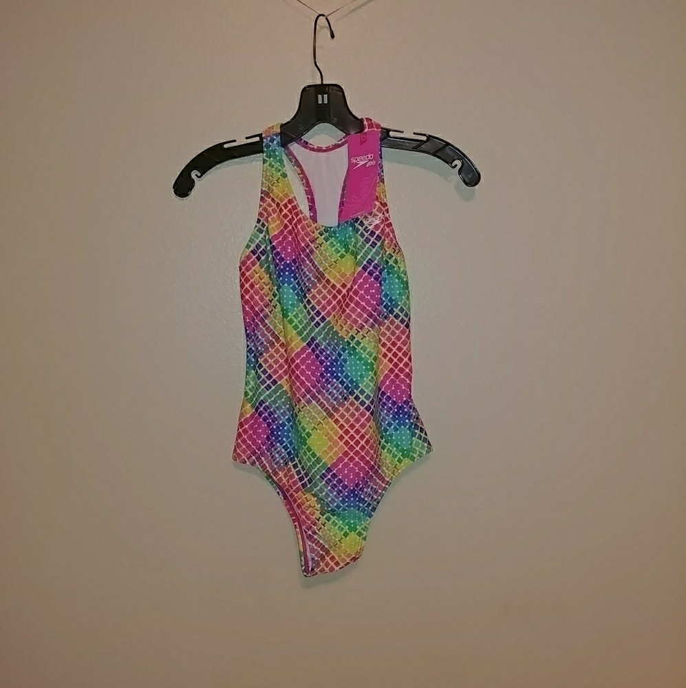 Girl's bathing suit